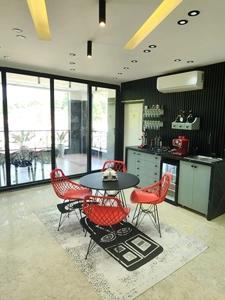 ویلا تریبلکس جنگلی