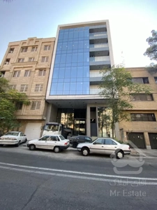 چند واحد اداری و تجاری