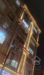 آپارتمان 110متری/لوکس/هاشیه خیابان اصلی