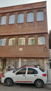 خانه ۳ طبقه ۱۲۰ متری جنوبی