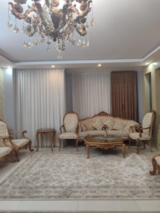 آپارتمان 100 متری غرق نور