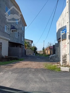 زمین مسکونی دارای پروانه ساخت سند تک برگ