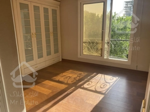 نياوران،٢١٢متر،فرصت محدود