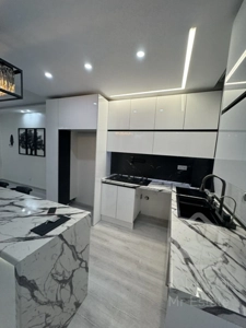 ۹۰متر/فول دیزاین/ فردوس غرب