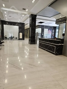 رهن و اجاره مغازه 40متری با شرایط استثنایی در مرکز رونیکا مال هروی