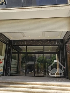 واحد تجاری 40 متری با سند تجاری با شرایط استثنایی در مرکز خرید رونیکا مال هروی