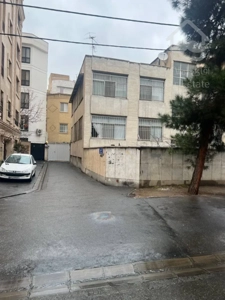 کلنگی زمین ۴۰۰ متری بر ۲۰