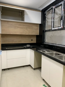 📍 موقعیت خاص: سردار جنگل، با دسترسی سریع به بزرگراه‌های همت و ستاری