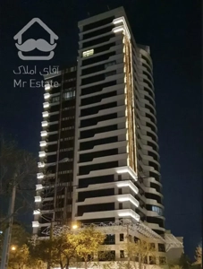 پیش فروش برج لوکس و زیبا/ مشرف به دریاچه چیتگر