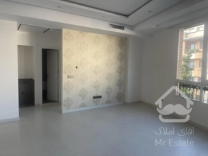 100 متر نوساز در تاپ لوکیشن دروس