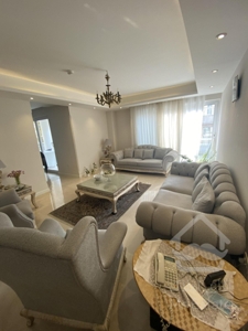 نياوران،١٧٥متر،بازديد آخر