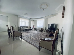 ۱۳۵متر ۳ خواب خوش نقشه دیزاین عالی دریاچه چیتگر منطقه ۲۲ کوهک