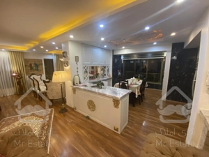 نياوران،١٧٥متر،٣جهت نور