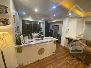 نياوران،١٧٣متر،سراسر نور