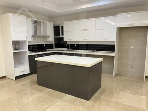 اجاره 135 متر در اختیاریه