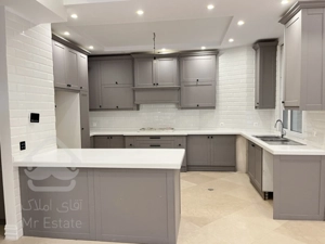 اجاره 105 متری میدان ملت