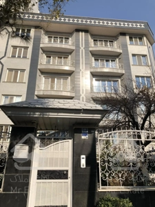 آپارتمان ۱۵۰ متری ۳ خواب/ فول مشاعات