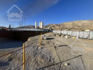 برج مجلل وزرا سند دار دریاچه چیتگر