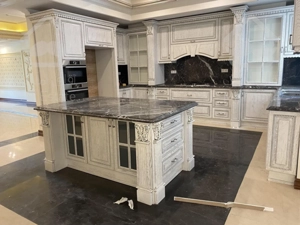 فروش آپارتمان 225 متر در دروس کلید نخورده