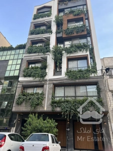 ۲۴۰ متر فروشی