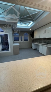 فروش آپارتمان ۲۳۰ متری محمودیه