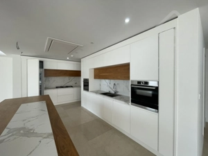 خرید اپارتمان ۲۲۶متر اجودانیه فول مشاعات مدرن