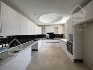 ۱۲۱متر ویو دار فول مشاعات