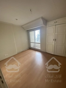 نياوران،١٧٥متر،انتخاب نمونه سال جديد