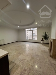 ۱۰۴متر/ رو به آفتاب/ کم واحد