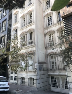 فروش 129 متر در حد نوساز شخصی سازی شده تکواحدی