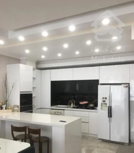 فروش آپارتمان سه خوابه/۲۰۰ متر/کم واحد/فرهنگشهر شیراز