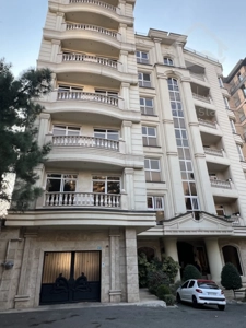 ۲۴۲ متر در قلب صاحبقرانیه