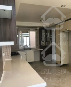 اپارتمان ۱۲۷ متری برای فروش در ازگل