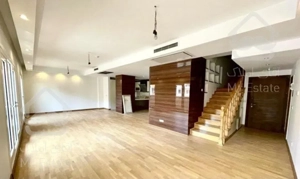 اپارتمان ۲۰۱ متری برای فروش در ازگل