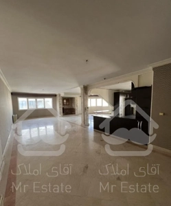 اپارتمان ۱۳۴ متری برای فروش در اندرزگو