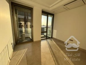 ۱۳۰متر فول‌بازسازی مدرن زیرقیمت