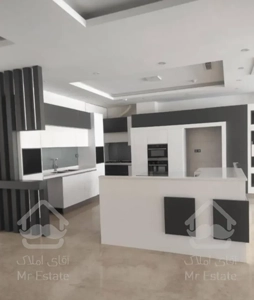 اپارتمان ۱۵۱ متری برای فروش در کامرانیه