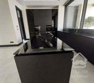 اپارتمان ۱۷۸ متری برای فروش در ازگل