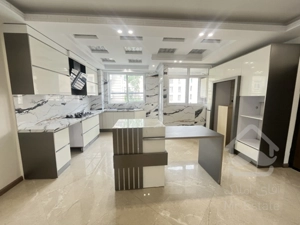 اجاره 130 متری شریعتی