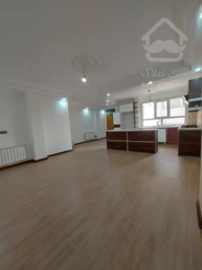 فروش واحد ۲خواب سالن پرده خور رو به افتاب