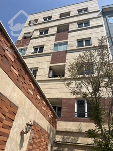 آپارتمان ۹۳ متری جمهوری