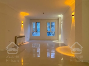 ۷۵متر۲خواب سالن پرده خور رو به آفتاب