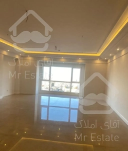 اپارتمان ۱۲۴ متری برای فروش در اندرزگو