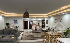 اپارتمان ۱۶۷ متری برای فروش در اندرزگو