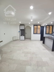 80متر۲خواب فول امکانات خوش نقشه