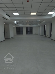 واحد اداری لوکس در خیابان غروی | مناسب شرکت‌های حرفه‌ای