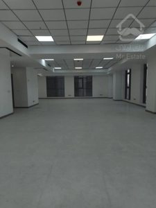 دفتر کار در ساختمانی شیک و برندمحور | خیابان غروی