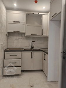 فروش واحد اداری رونیکا مال غروی   تاپ لوکیشن