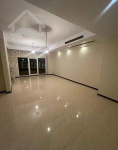 ۹۰متری چیتگر/ ایران مال/ تهاتر با آپارتمان