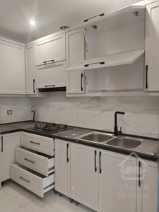 فروش اداری  واحد197متر در پونک/بصورت فلت/اقساط/مستقیم از سازنده خرید کن/دسترسی آسان